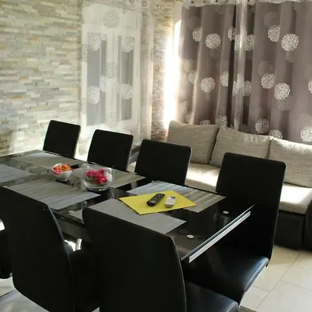 Pirovic Apartment Turanj