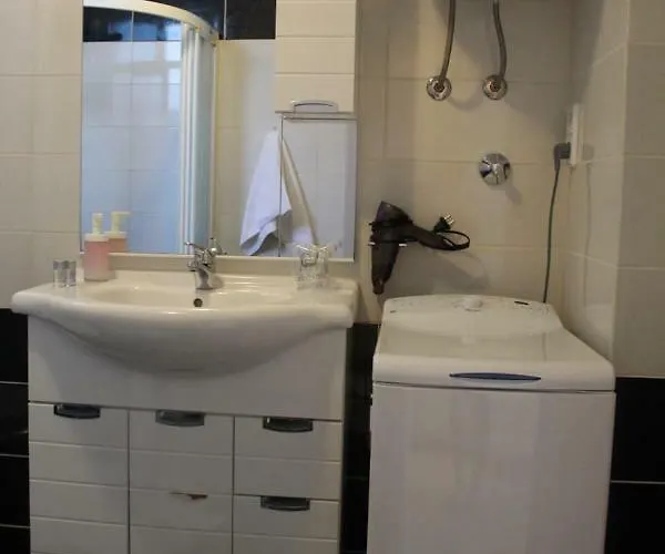 Pirovic Apartment Turanj