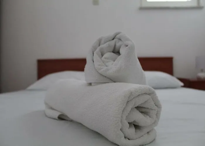 Pirovic Apartment *