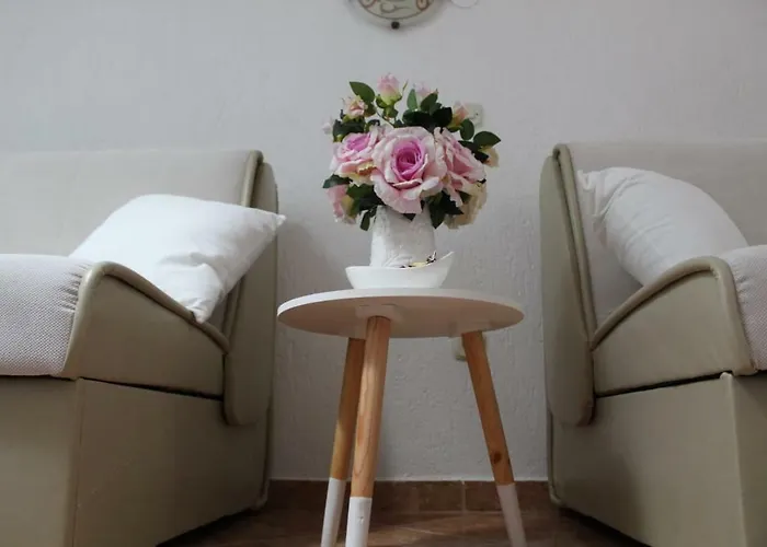 Pirovic Appartement *